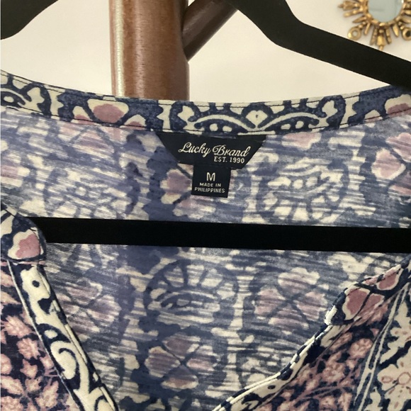 NWOT Lucky Brand Women’s Block Floral Top Size Medium - Picture 6 of 7